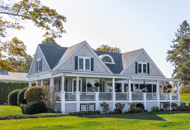 fall is a time you should schedule a roof inspection