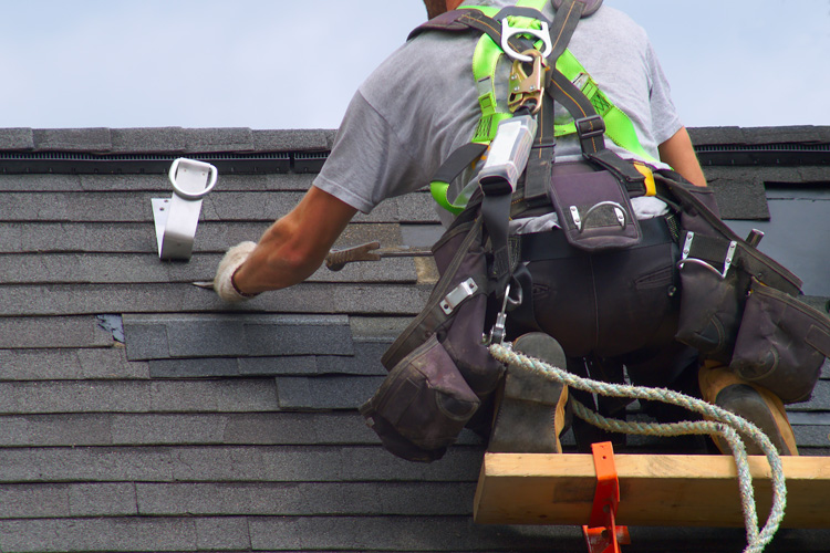 What You Should Know About Roof Repair & Maintenance
